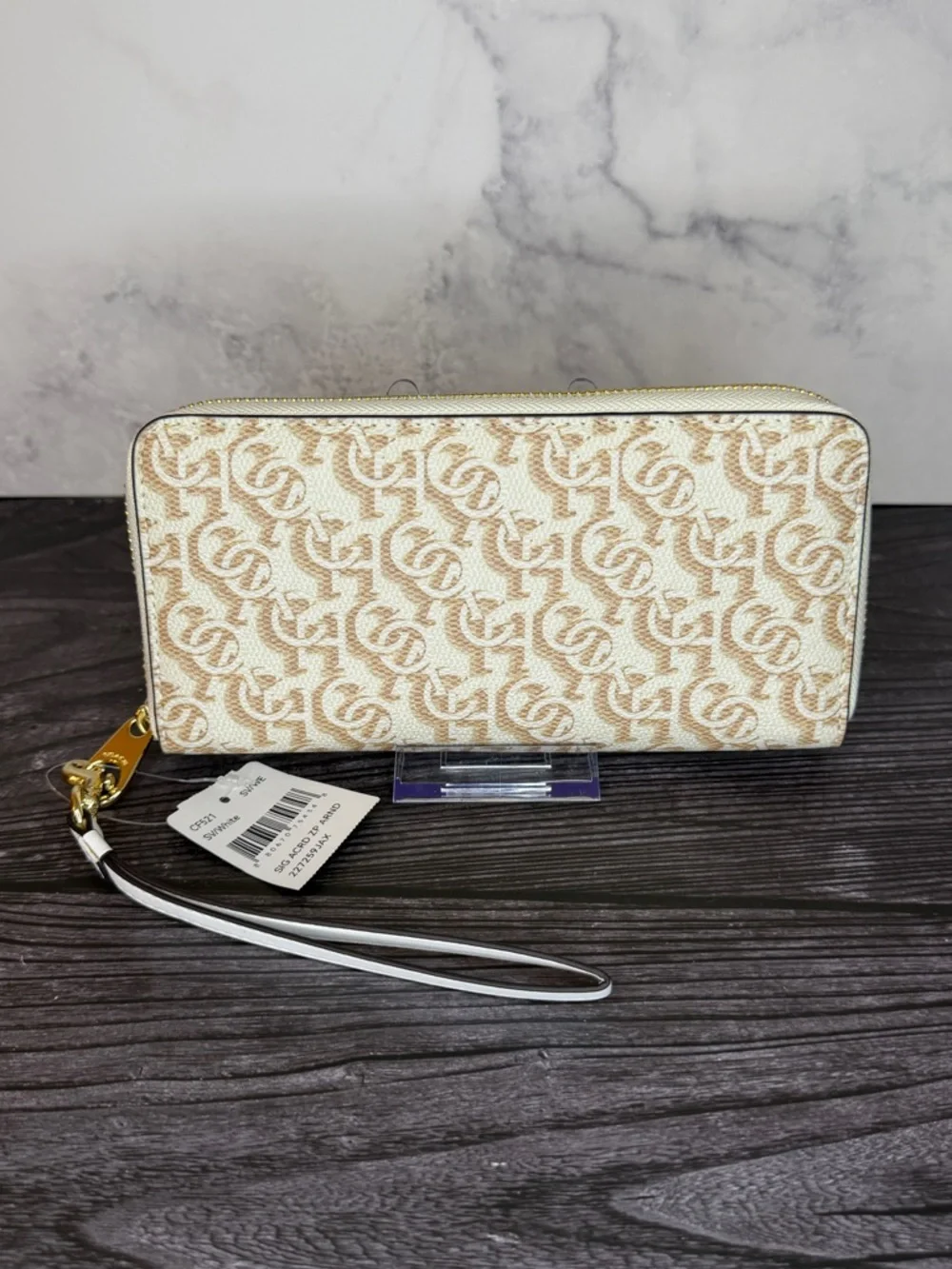 Coach Signature Canvas Zip Around Wristlet Wallet White NWT